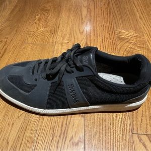 Swims shoes
